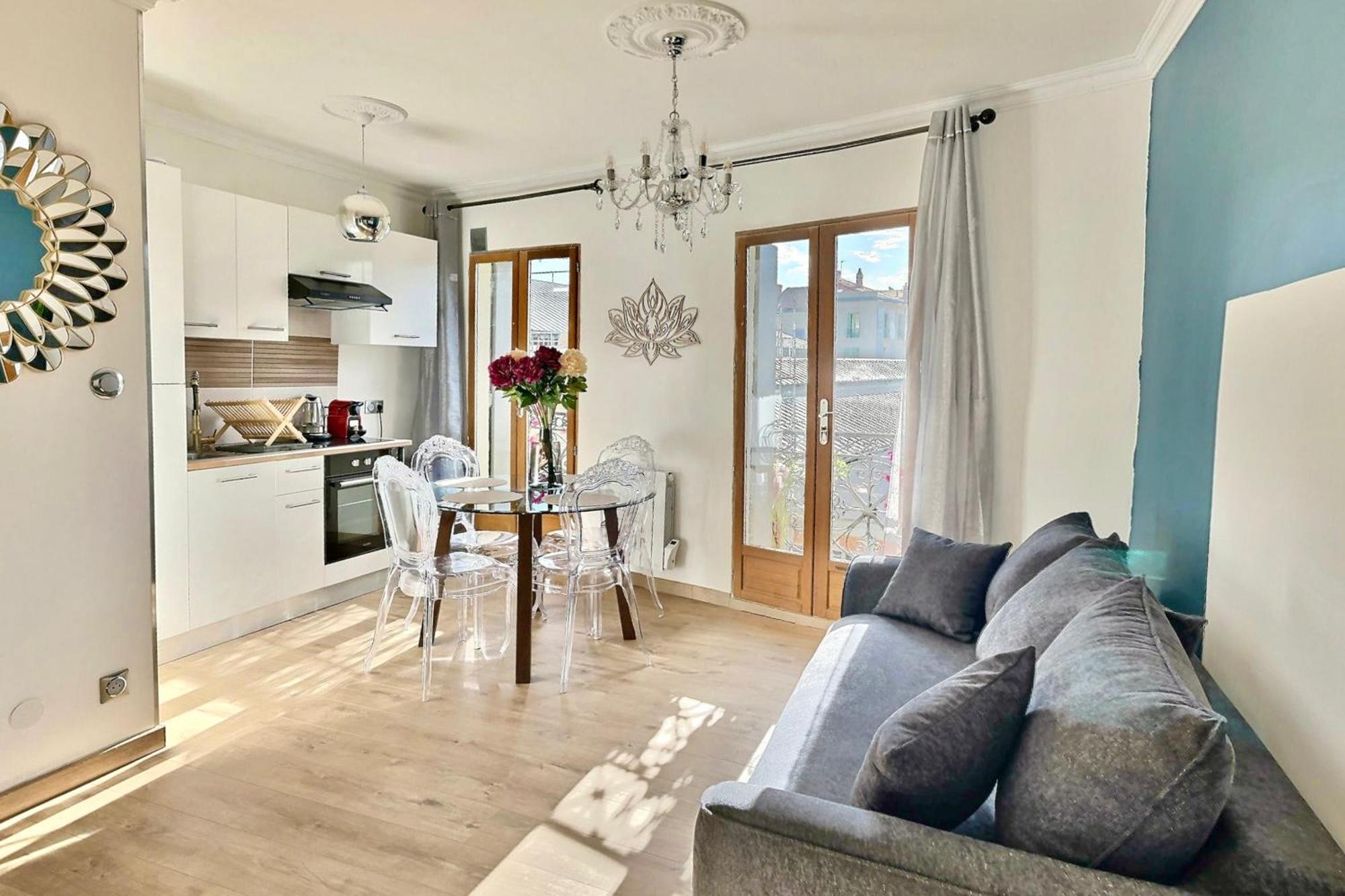 Appartement De Charme Avec Balcon Au Pied Des Commerces Béziers Esterno foto