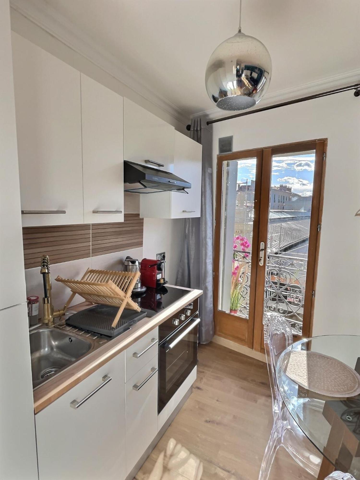 Appartement De Charme Avec Balcon Au Pied Des Commerces Béziers Esterno foto